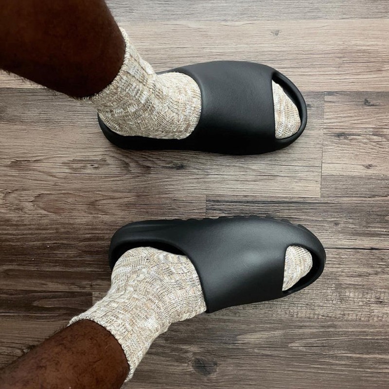 Yeezy椰子鞋：潮流與舒適的極致體驗