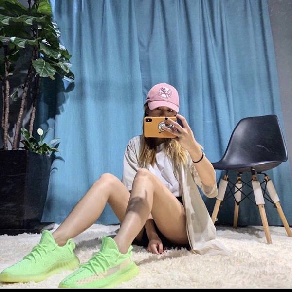 Yeezy 350 Glow In The Dark