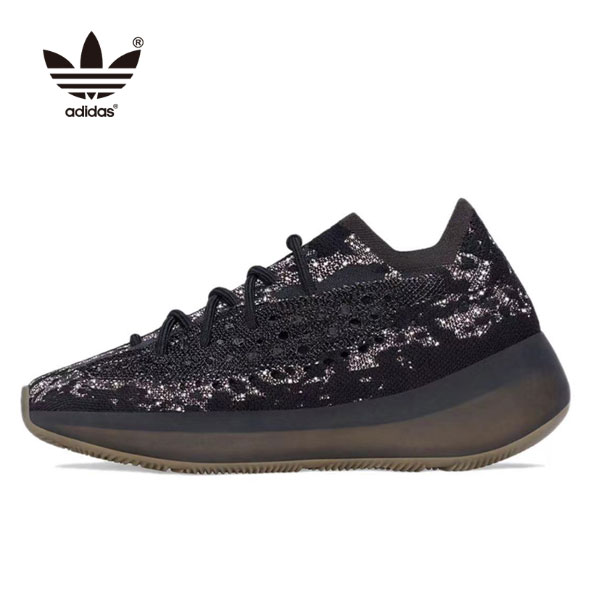 YEEZY 380全解析：愛迪達椰子鞋中的未來設計之選